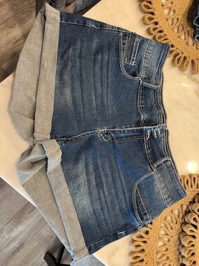 Classic Dark Blue Denim Roll-Cuff Shorts - Women's